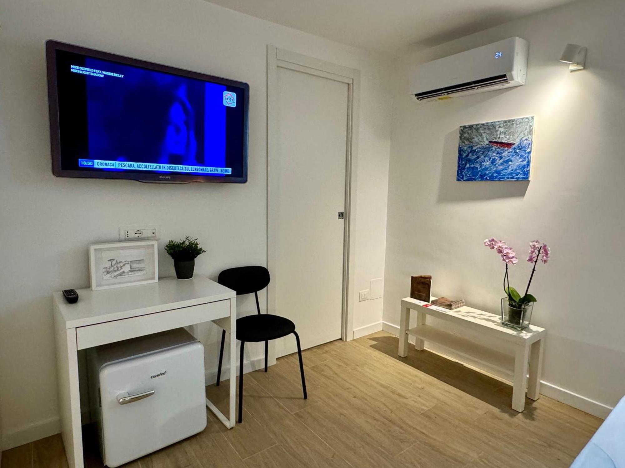 Residenza D'Artista Al Duomo1 Hotel Salerno Bagian luar foto