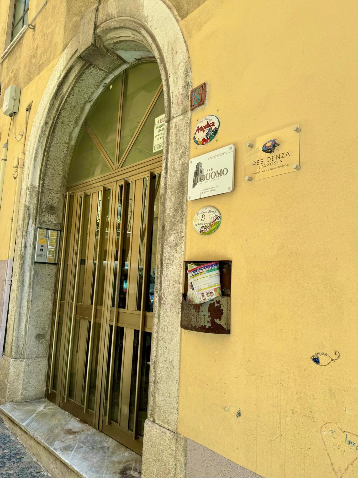 Residenza D'Artista Al Duomo1 Hotel Salerno Bagian luar foto